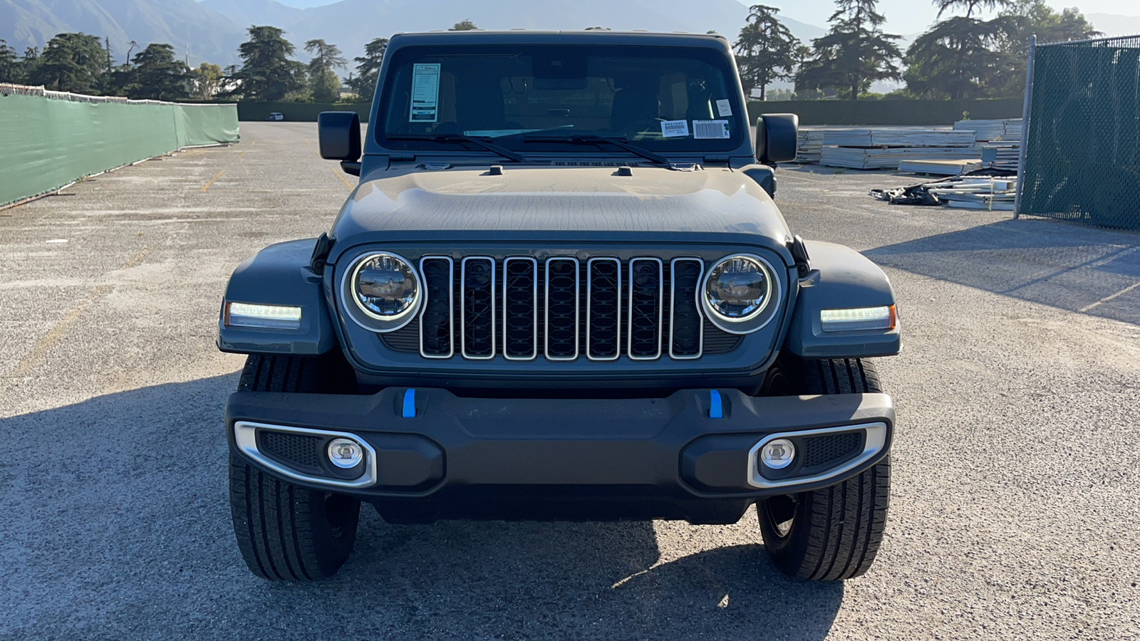 2024 Jeep Wrangler Sahara 4xe 9