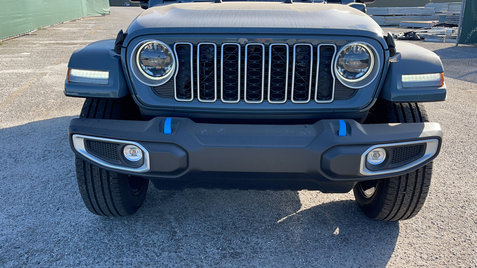 2024 Jeep Wrangler Sahara 4xe 10