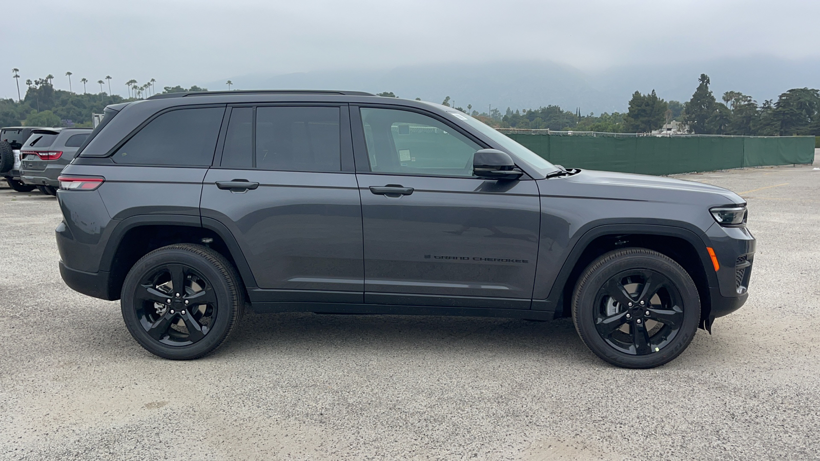 2024 Jeep Grand Cherokee Altitude X 3