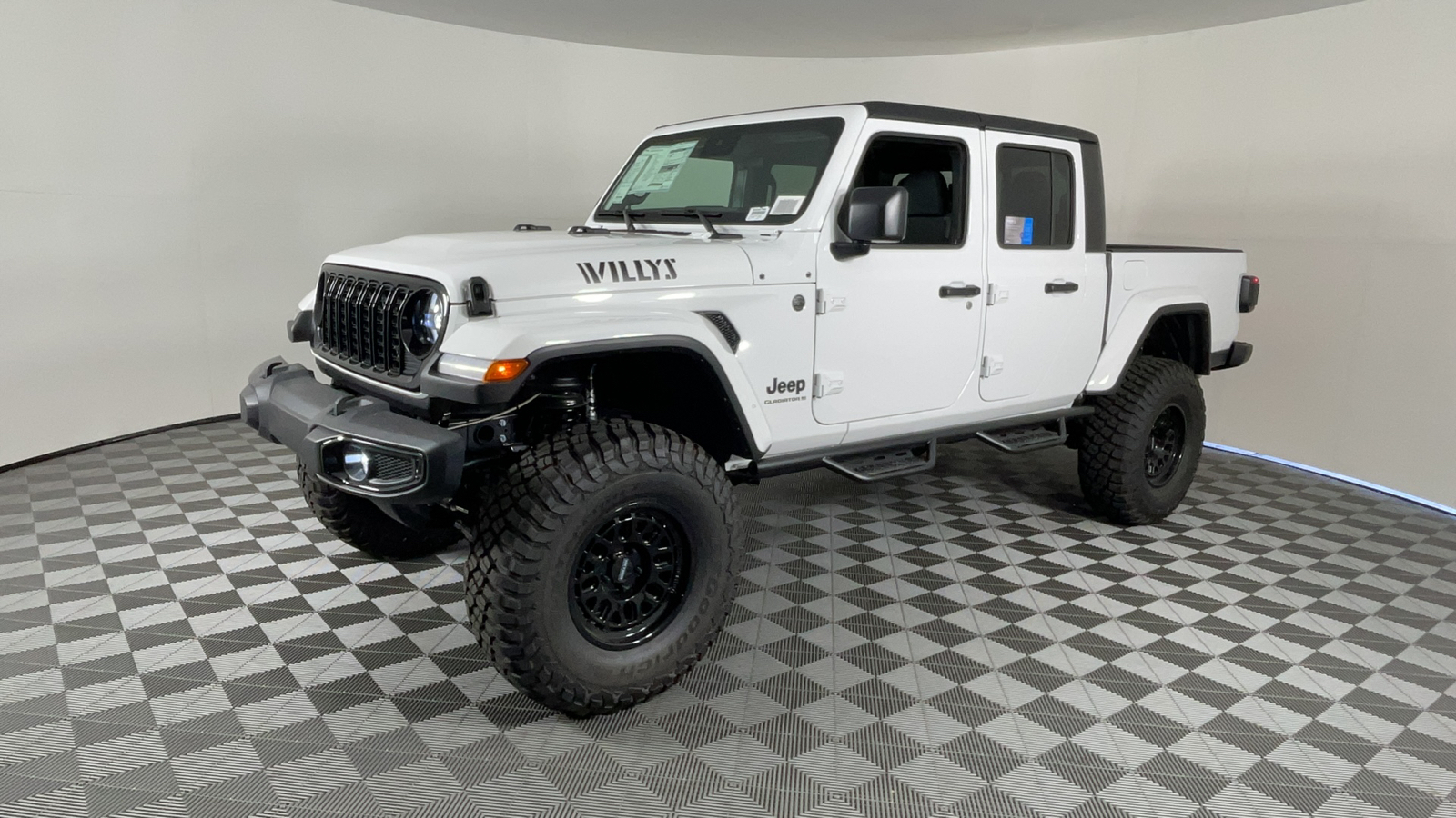 2024 Jeep Gladiator Willys 8