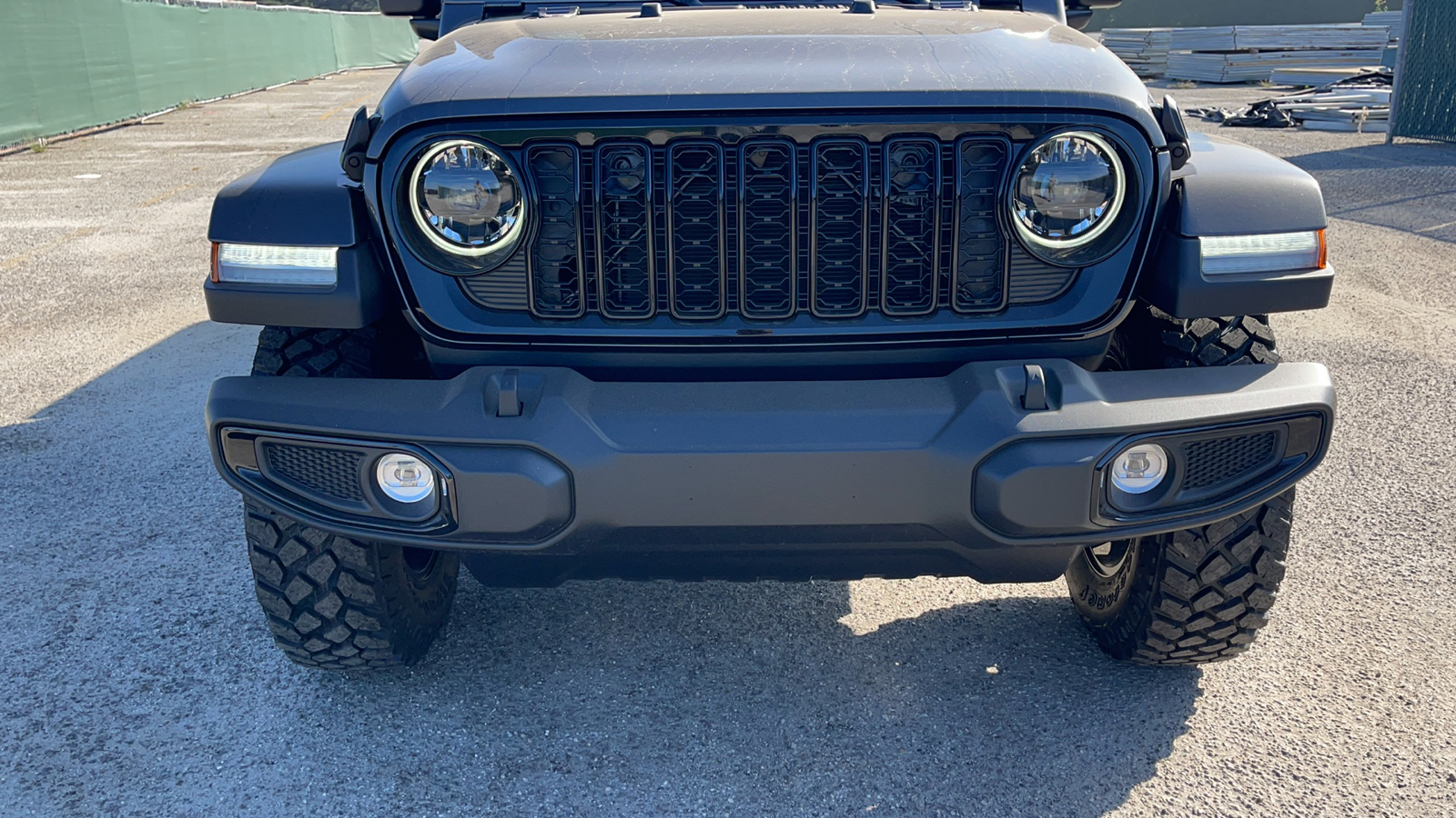 2024 Jeep Gladiator Willys 10