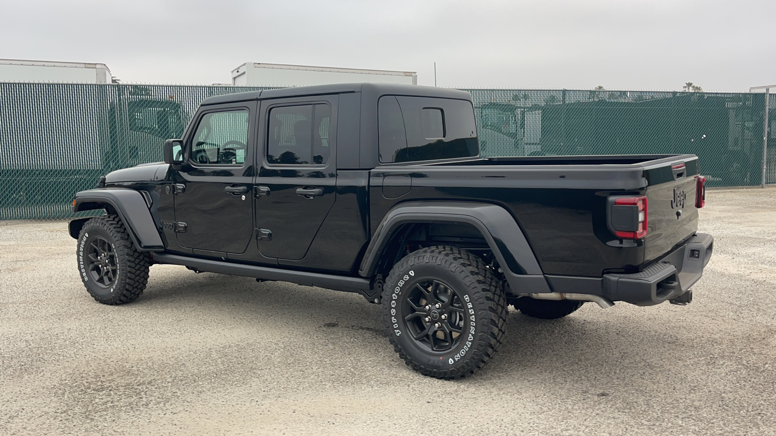 2024 Jeep Gladiator Willys 6