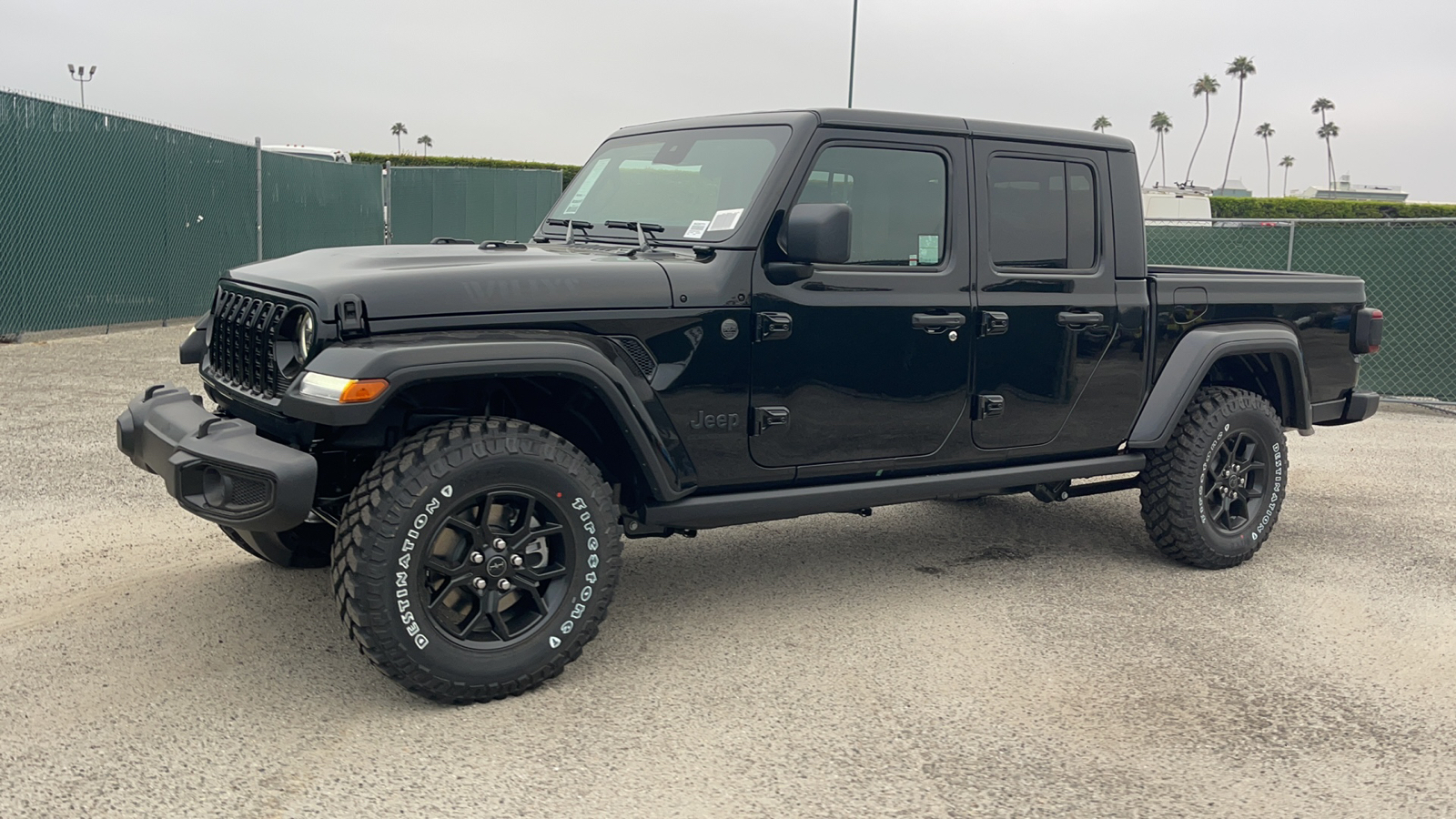 2024 Jeep Gladiator Willys 8