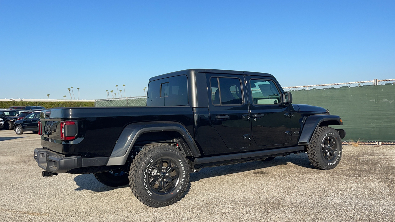 2024 Jeep Gladiator Willys 4