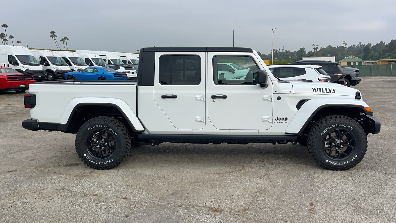 2024 Jeep Gladiator Willys 3