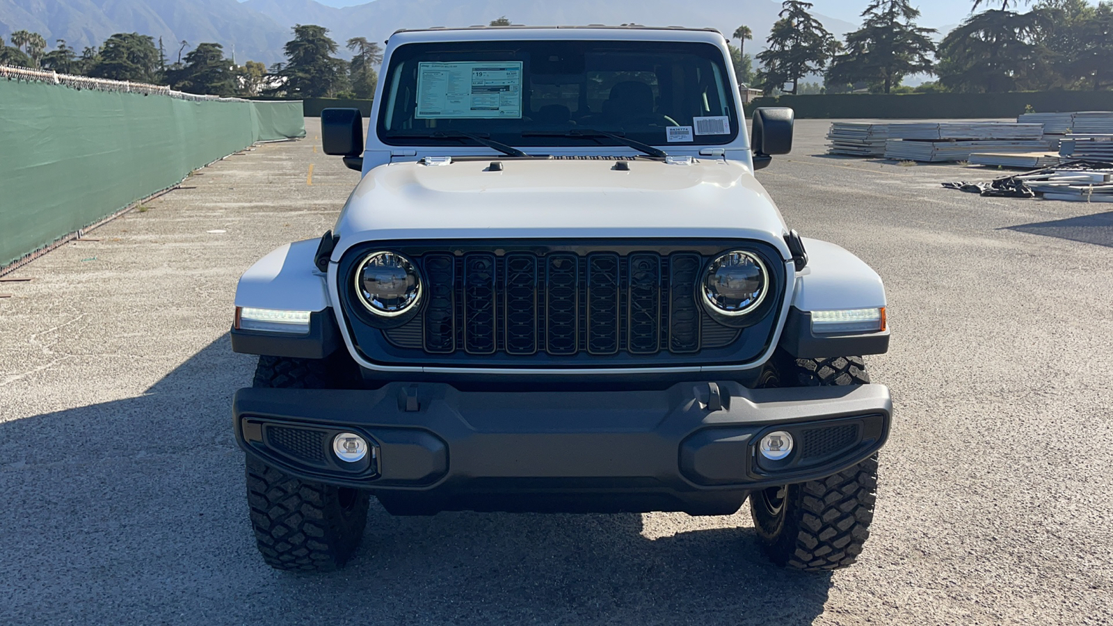 2024 Jeep Gladiator Willys 9