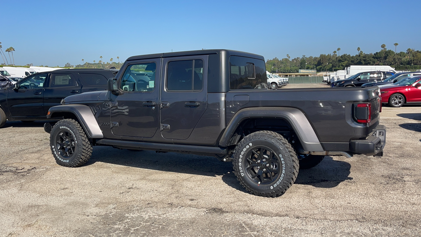 2024 Jeep Gladiator Willys 6