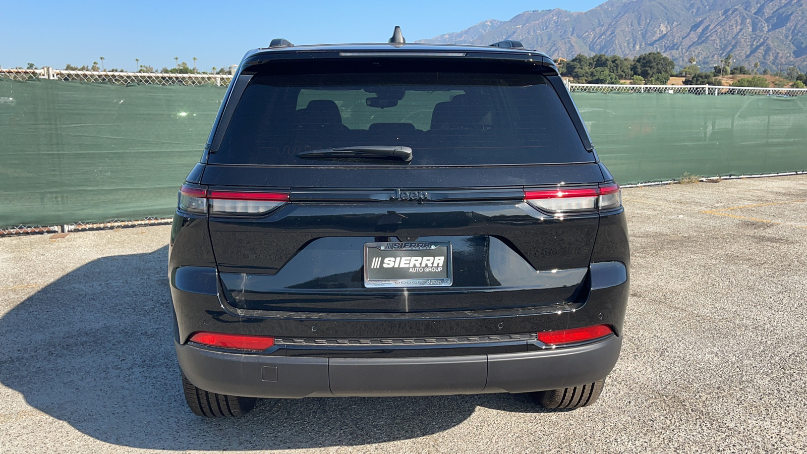 2024 Jeep Grand Cherokee Altitude X 5