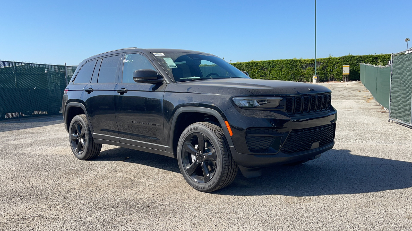 2024 Jeep Grand Cherokee Altitude X 2