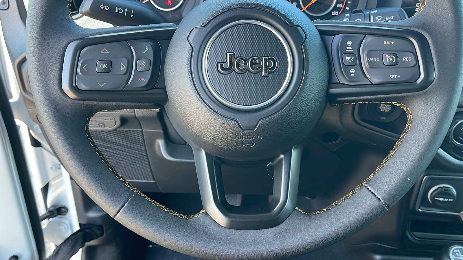 2024 Jeep Wrangler Sport S 25