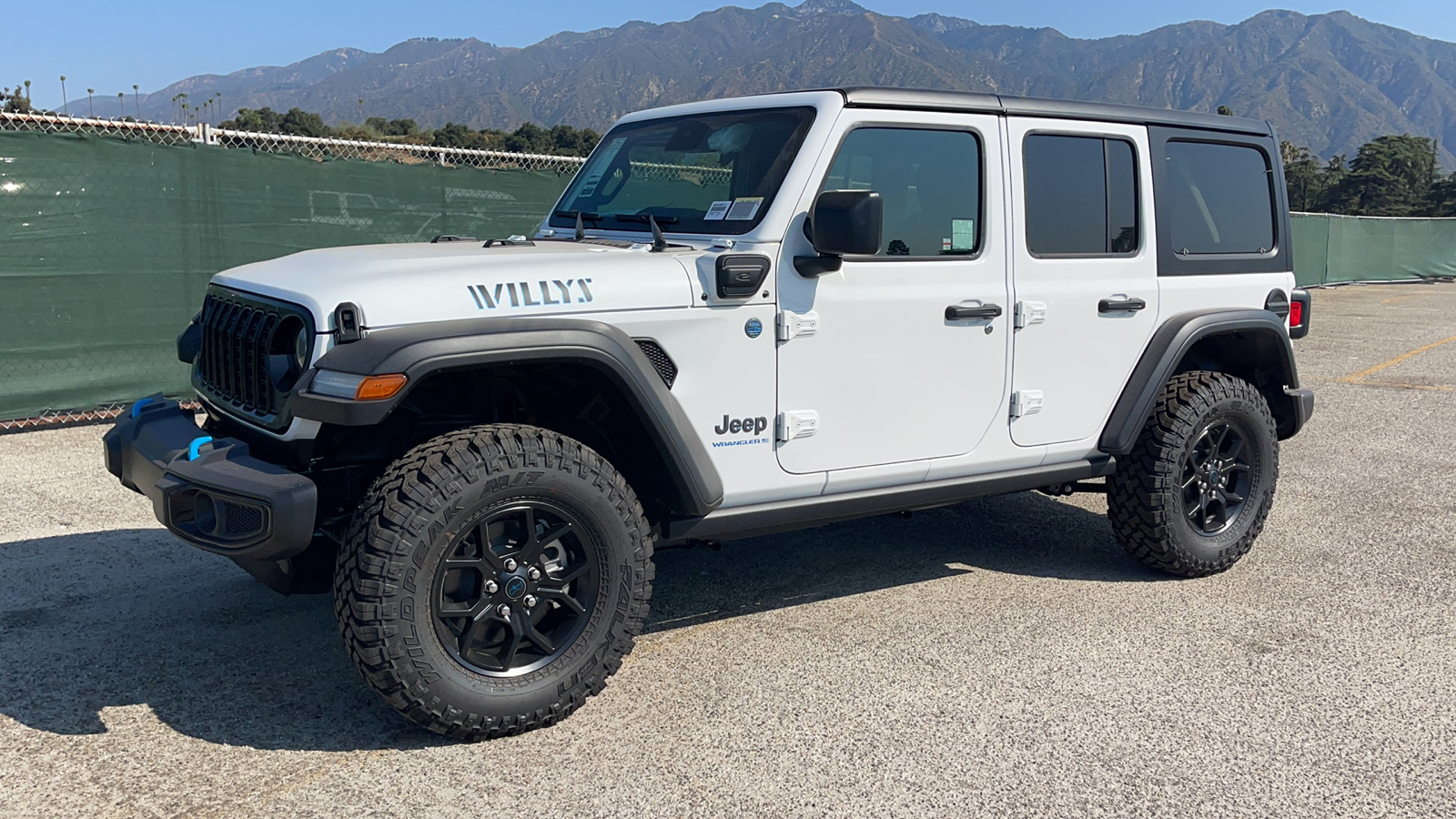 2024 Jeep Wrangler Willys 4xe 8