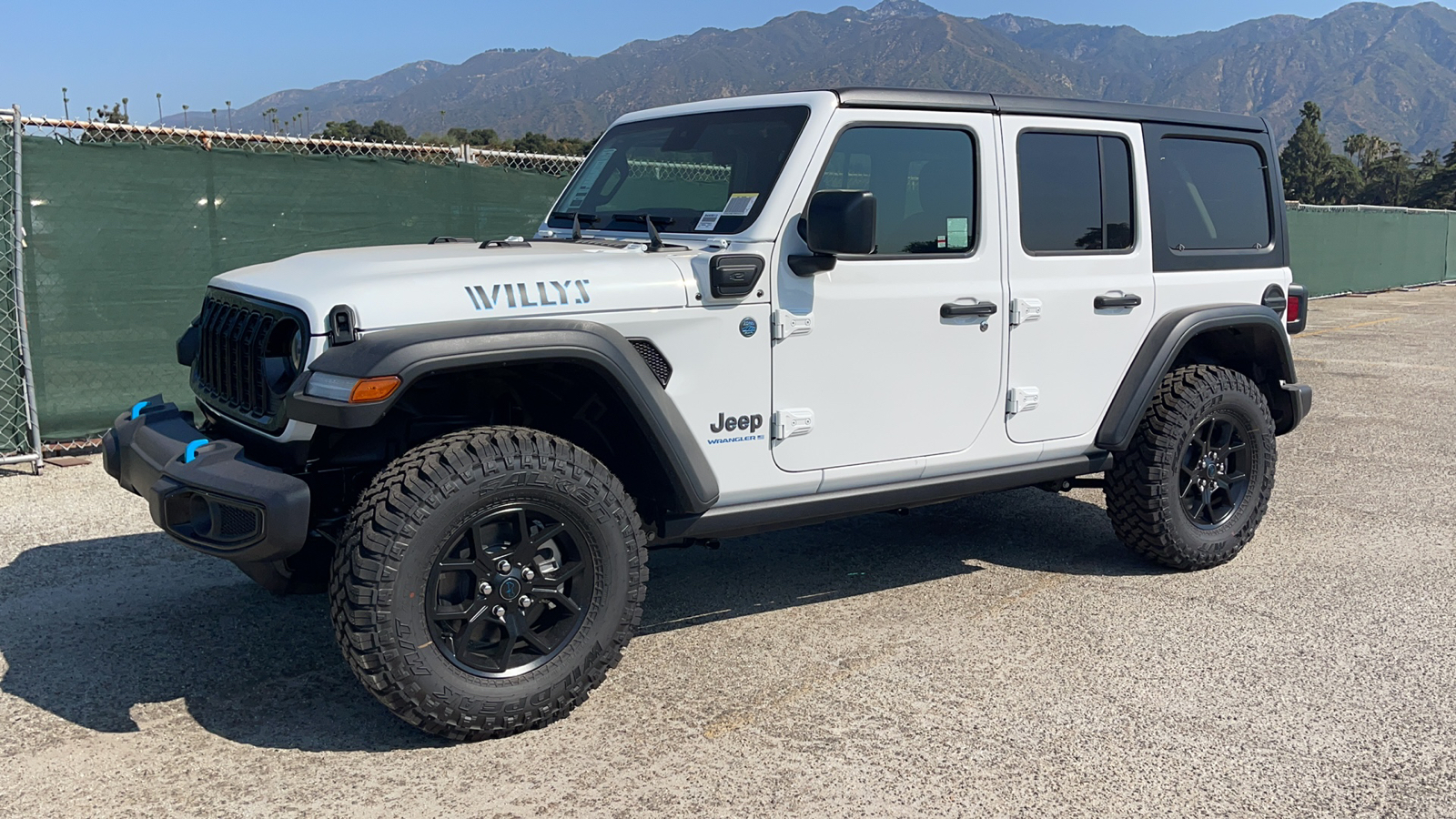 2024 Jeep Wrangler Willys 4xe 8