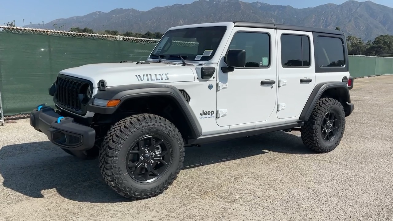 2024 Jeep Wrangler Willys 4xe 8