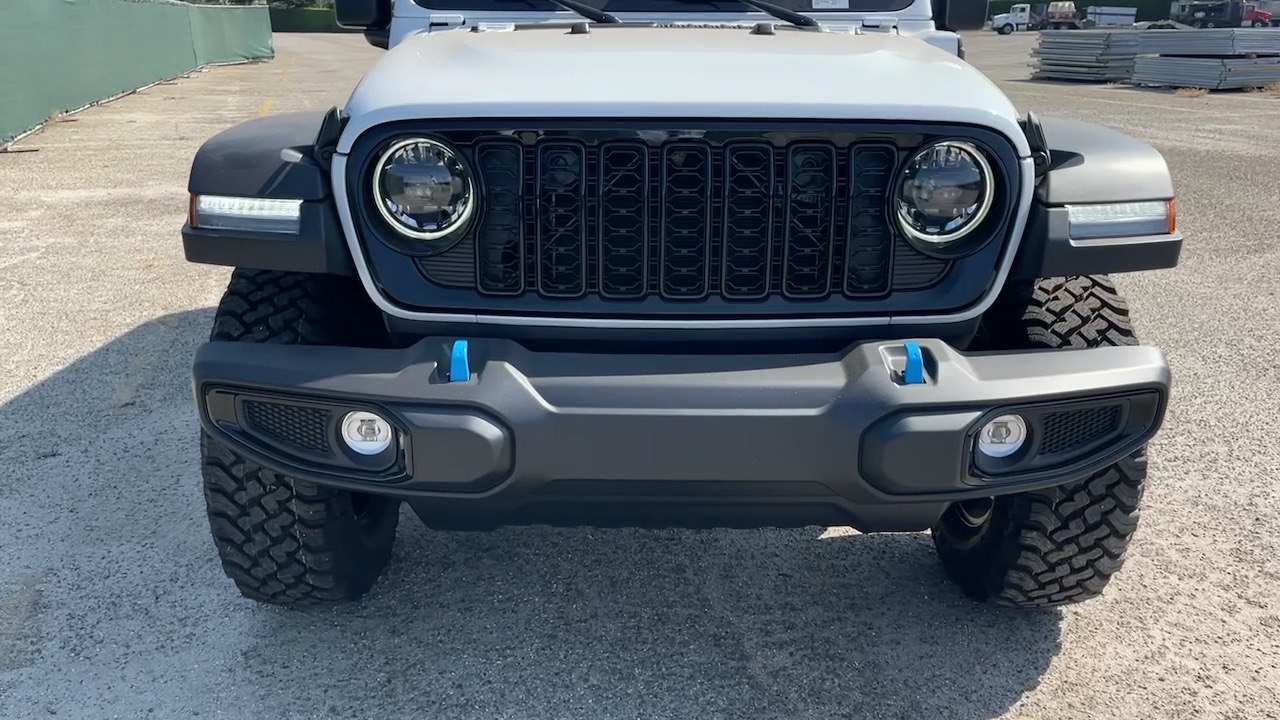 2024 Jeep Wrangler Willys 4xe 10