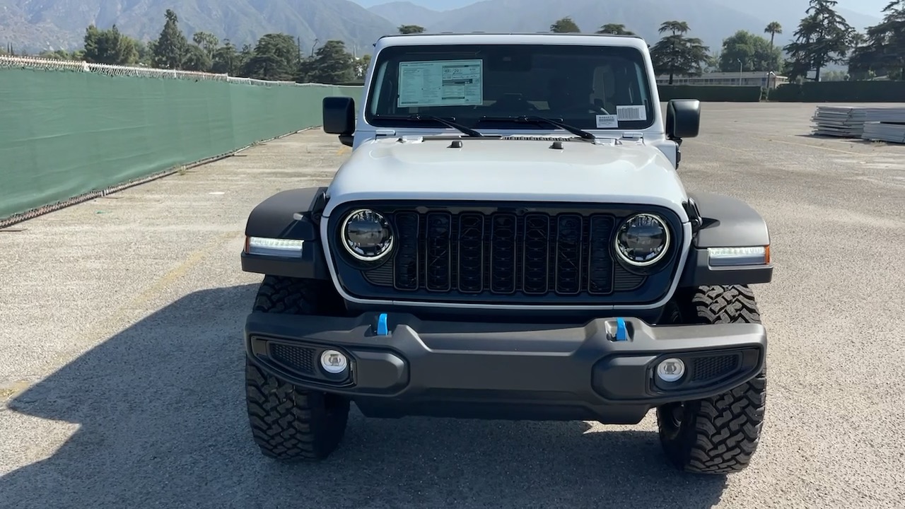 2024 Jeep Wrangler Willys 4xe 9