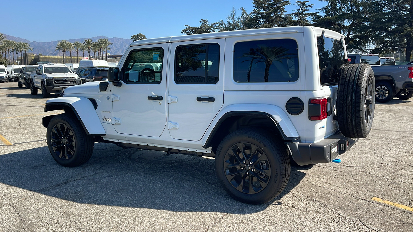 2024 Jeep Wrangler Sahara 4xe 6