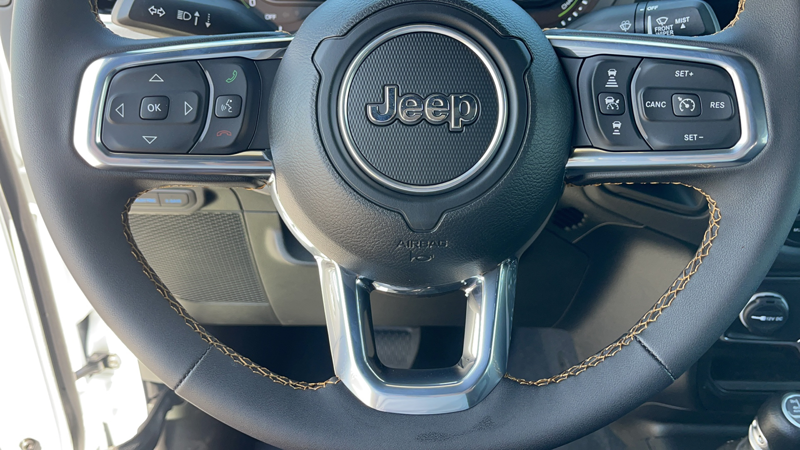 2024 Jeep Wrangler Sahara 4xe 24