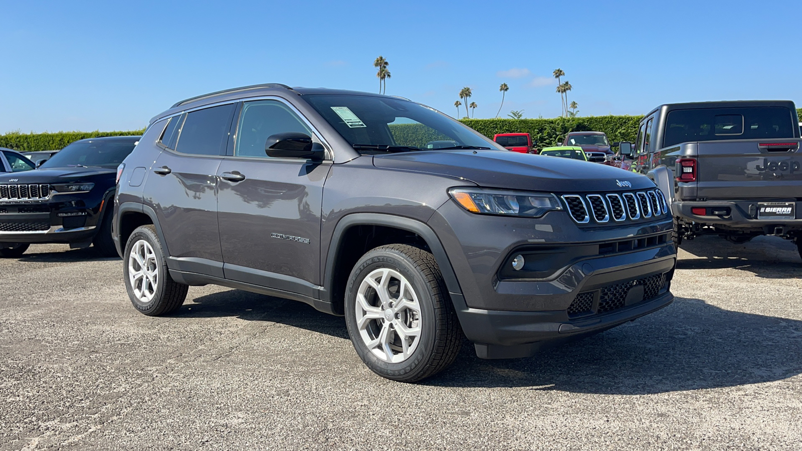 2024 Jeep Compass Latitude 1