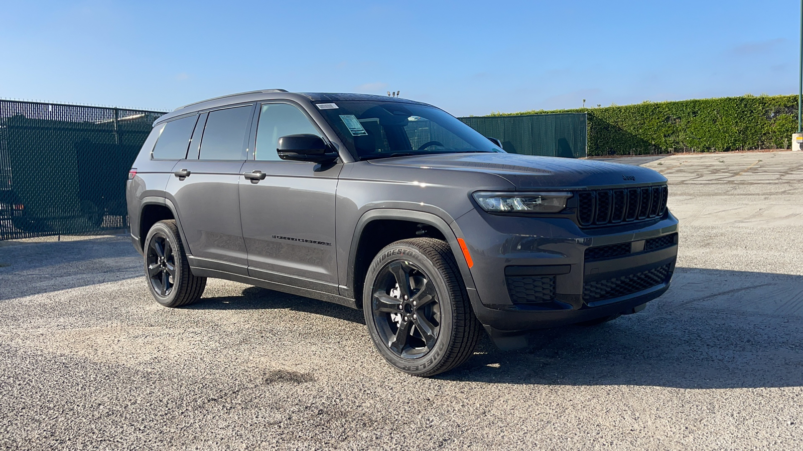 2024 Jeep Grand Cherokee L Altitude X 2