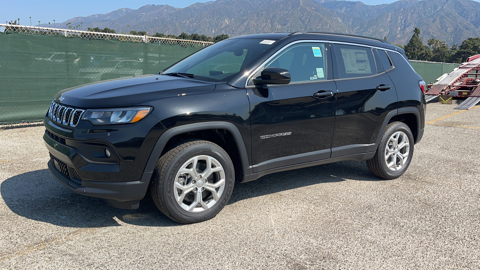 2024 Jeep Compass Latitude 8