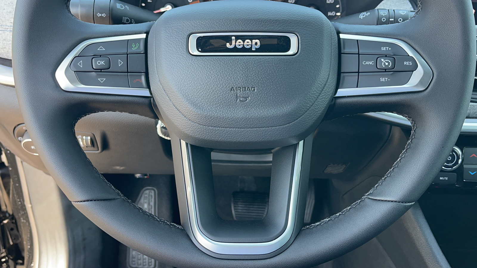 2024 Jeep Compass Latitude 23