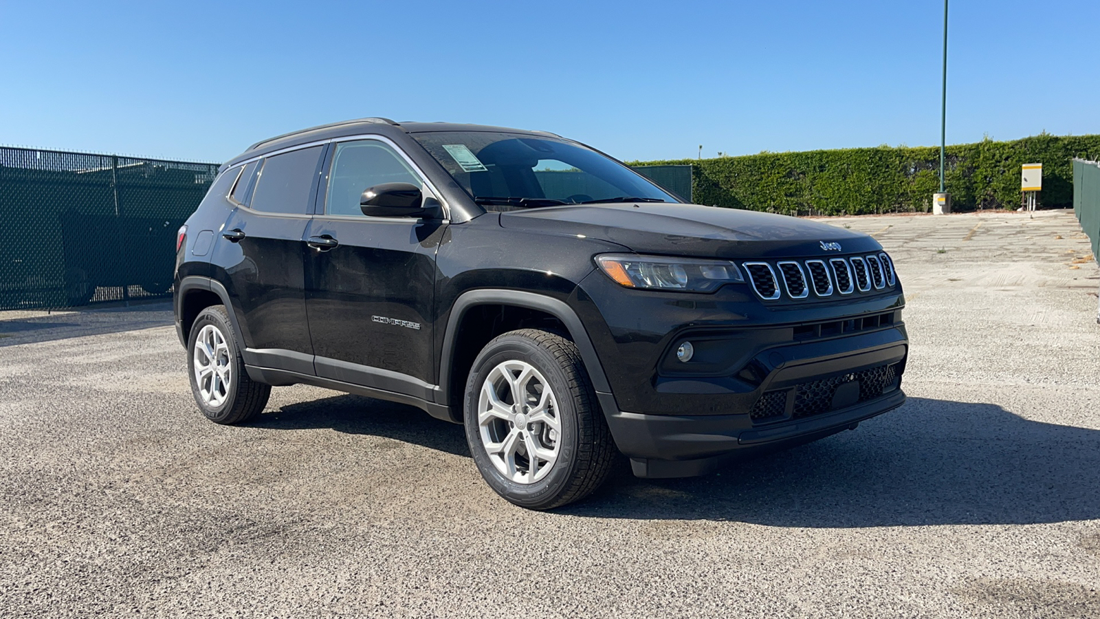 2024 Jeep Compass Latitude 1