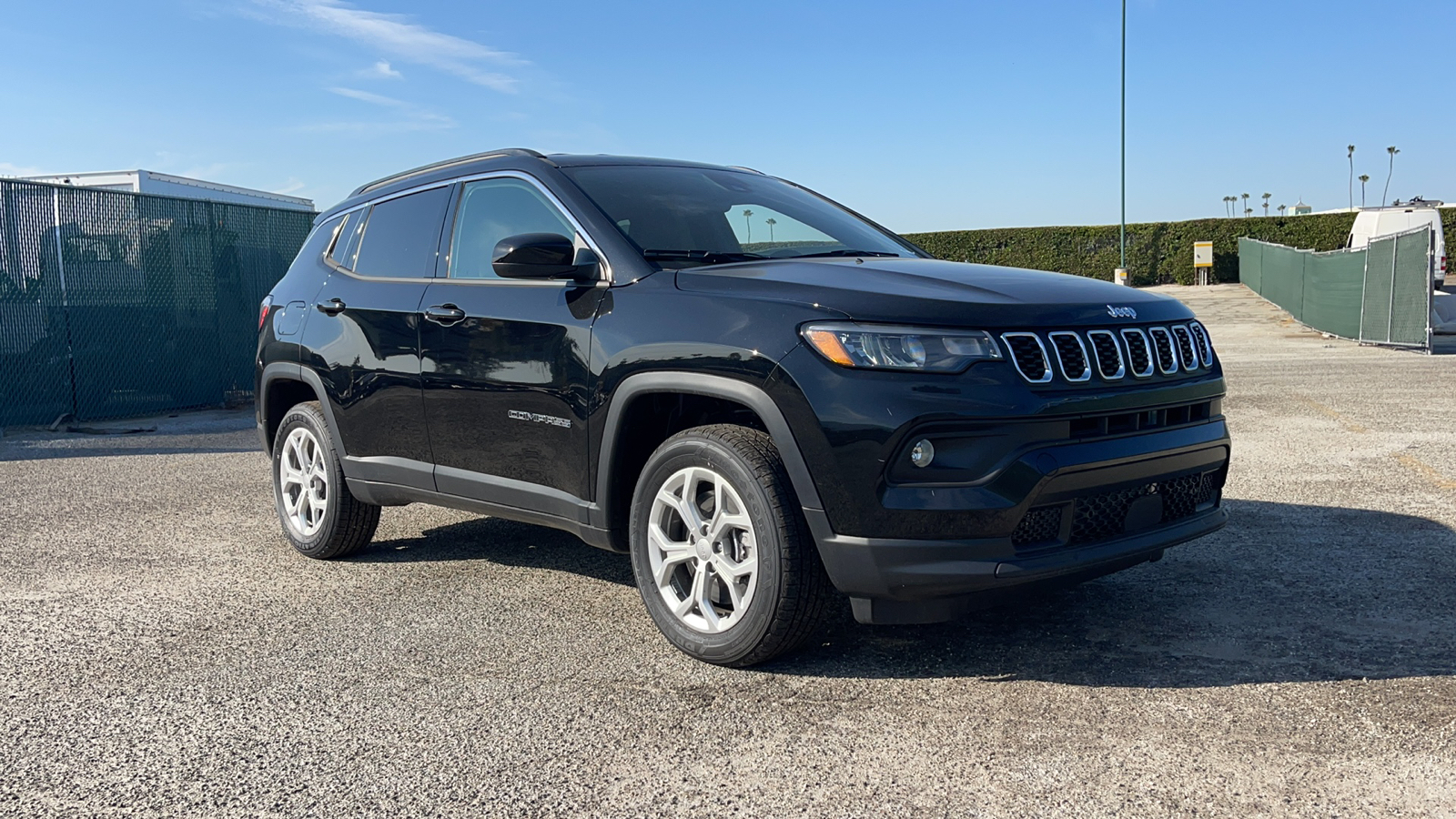 2024 Jeep Compass Latitude 2