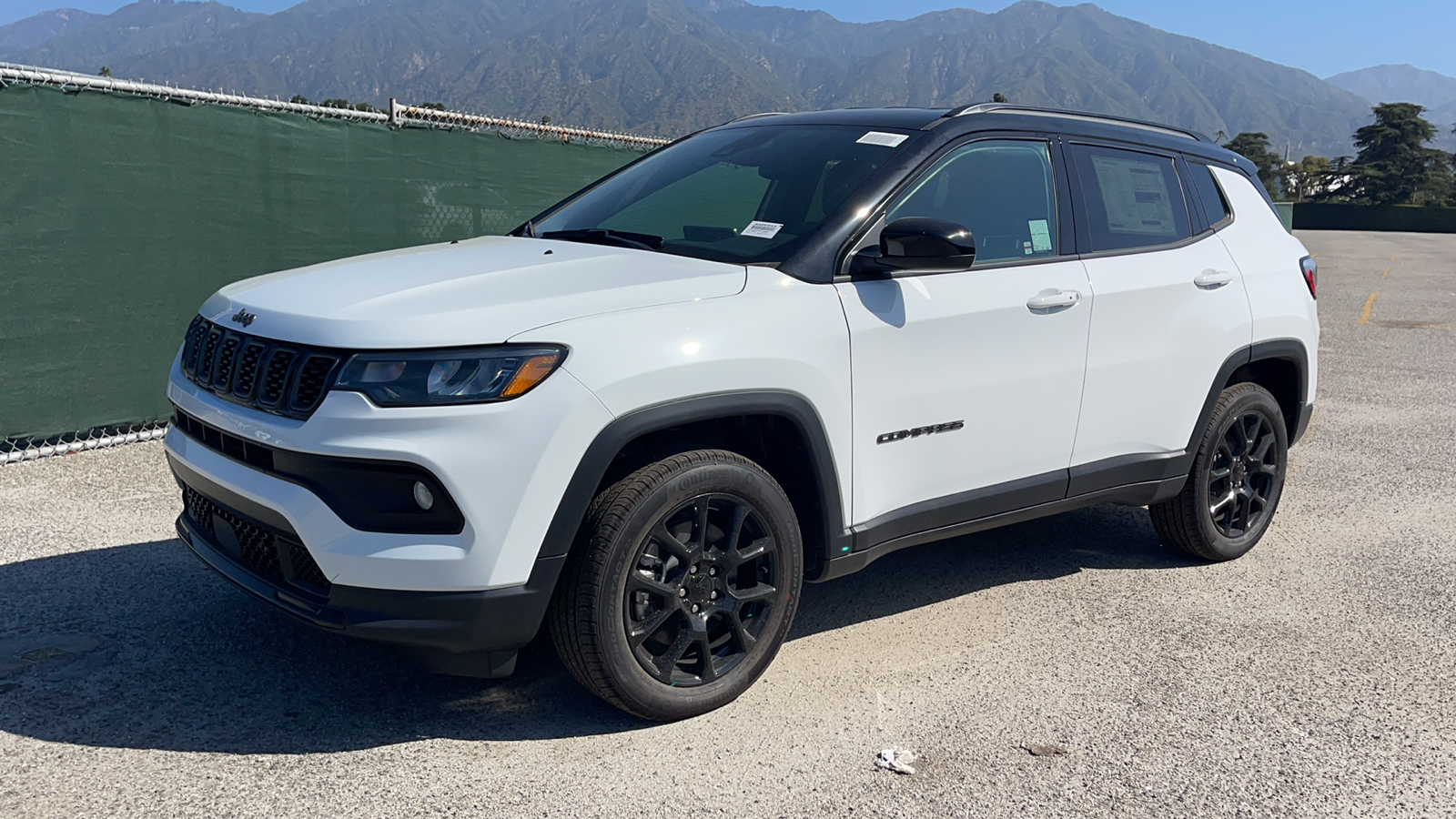 2024 Jeep Compass Latitude 8