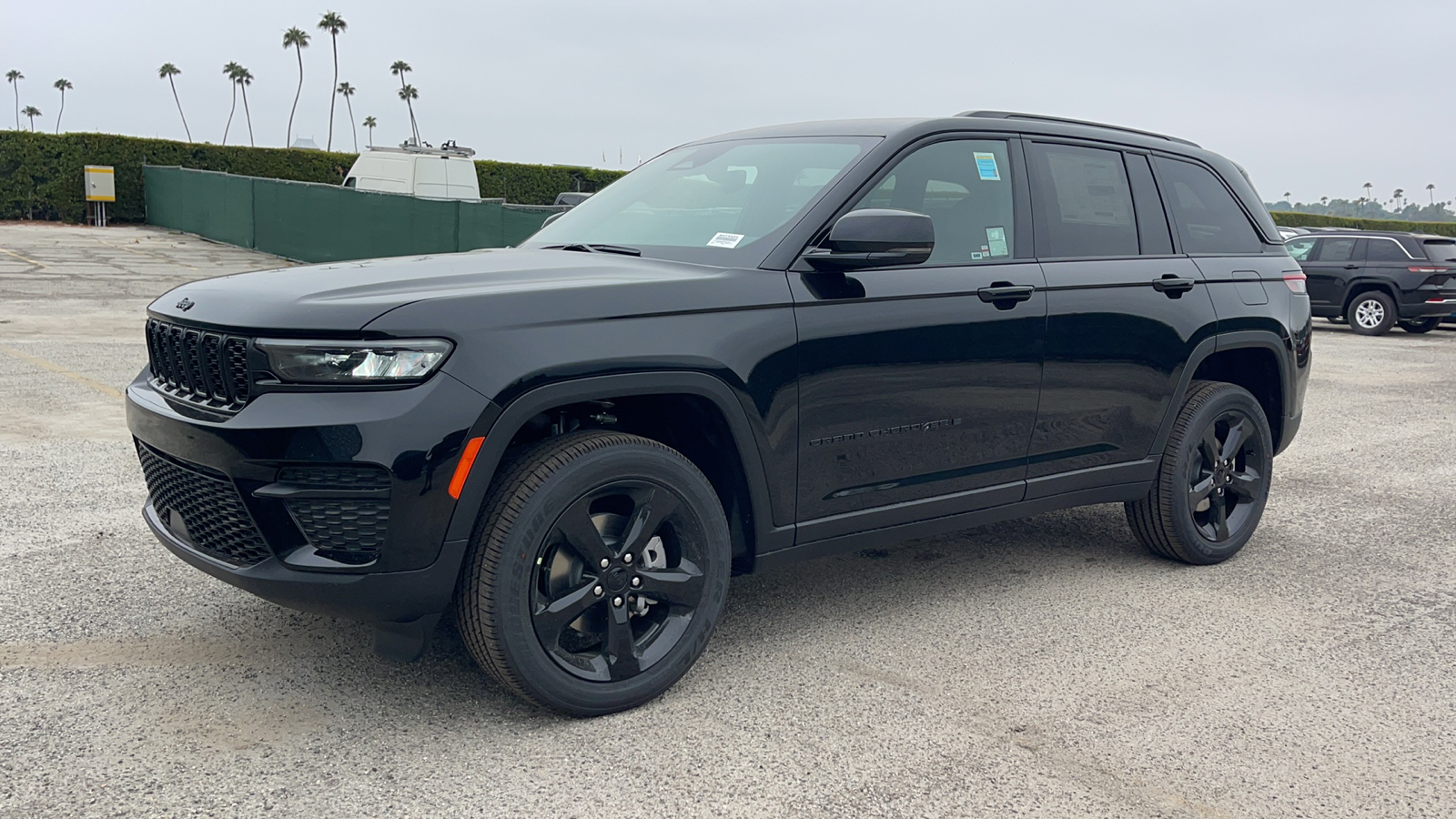 2024 Jeep Grand Cherokee Altitude X 8