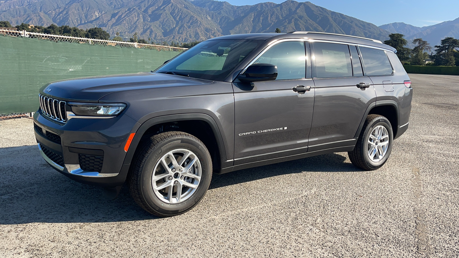 2024 Jeep Grand Cherokee L Laredo X 8