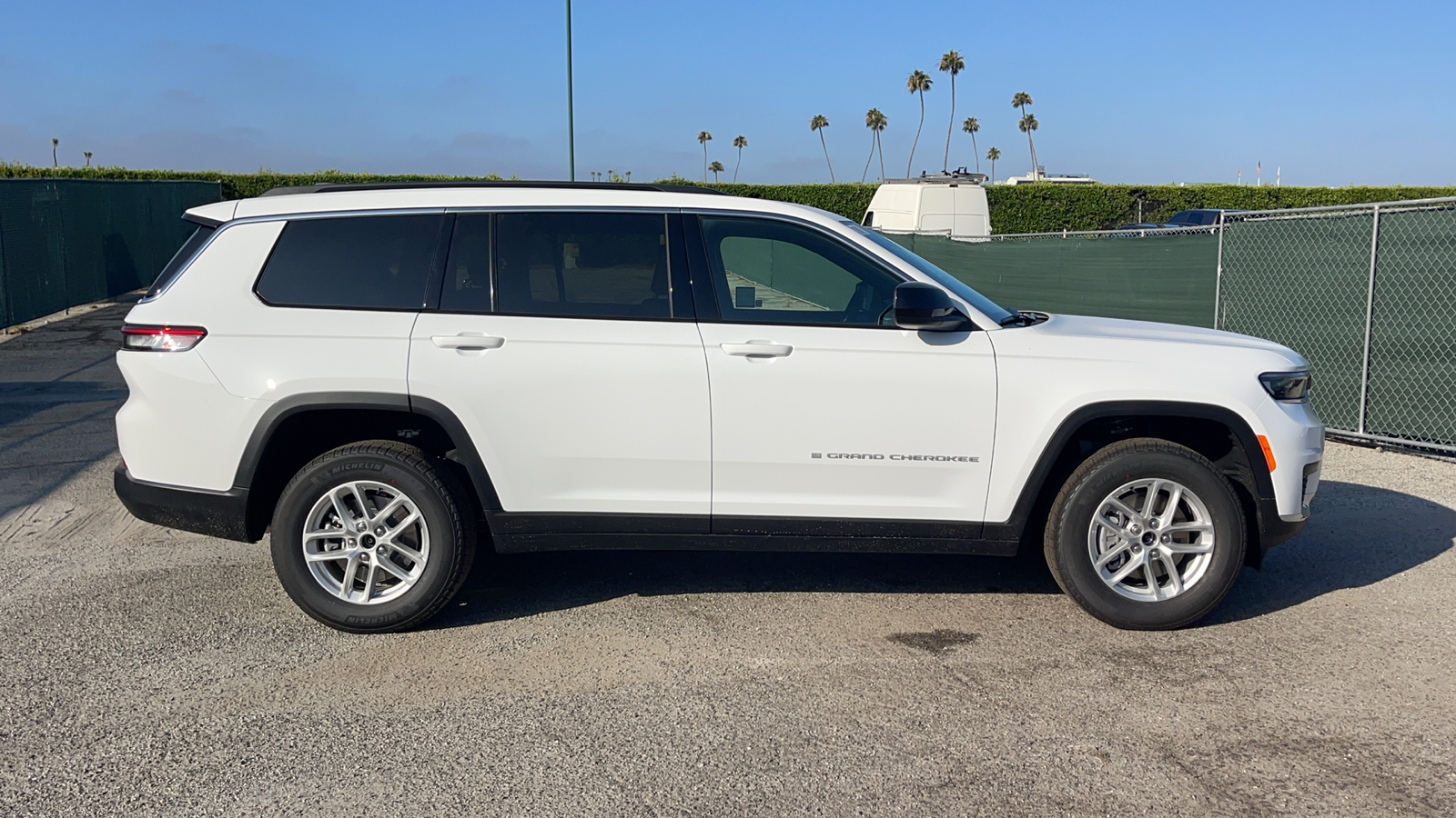 2024 Jeep Grand Cherokee L Laredo X 3