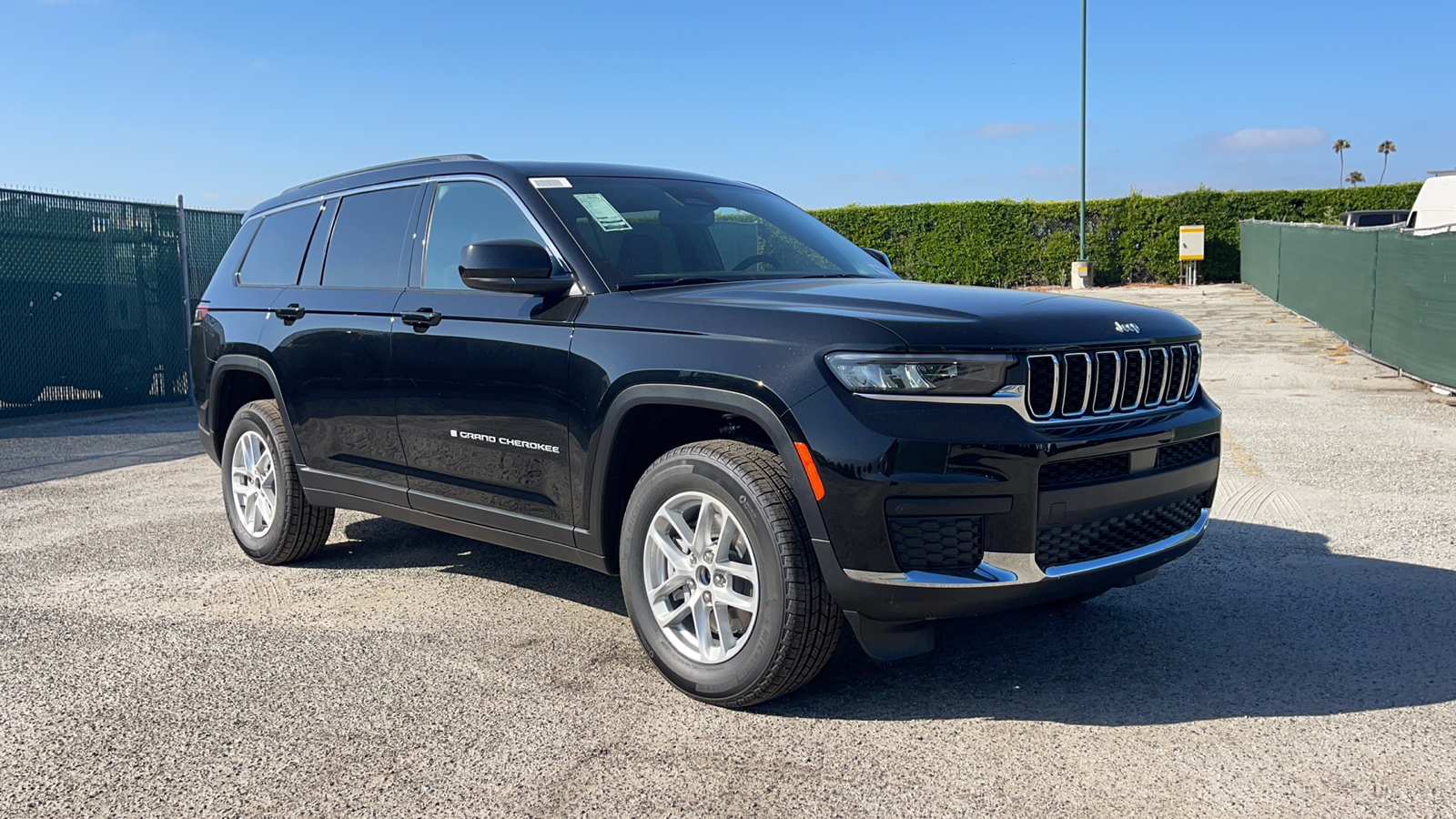 2024 Jeep Grand Cherokee L Laredo X 1