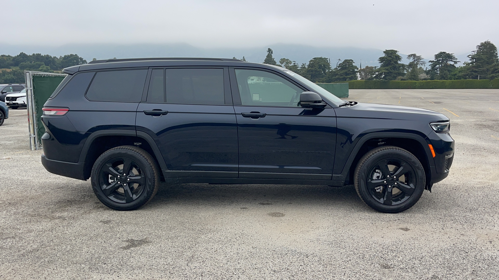 2024 Jeep Grand Cherokee L Limited 3