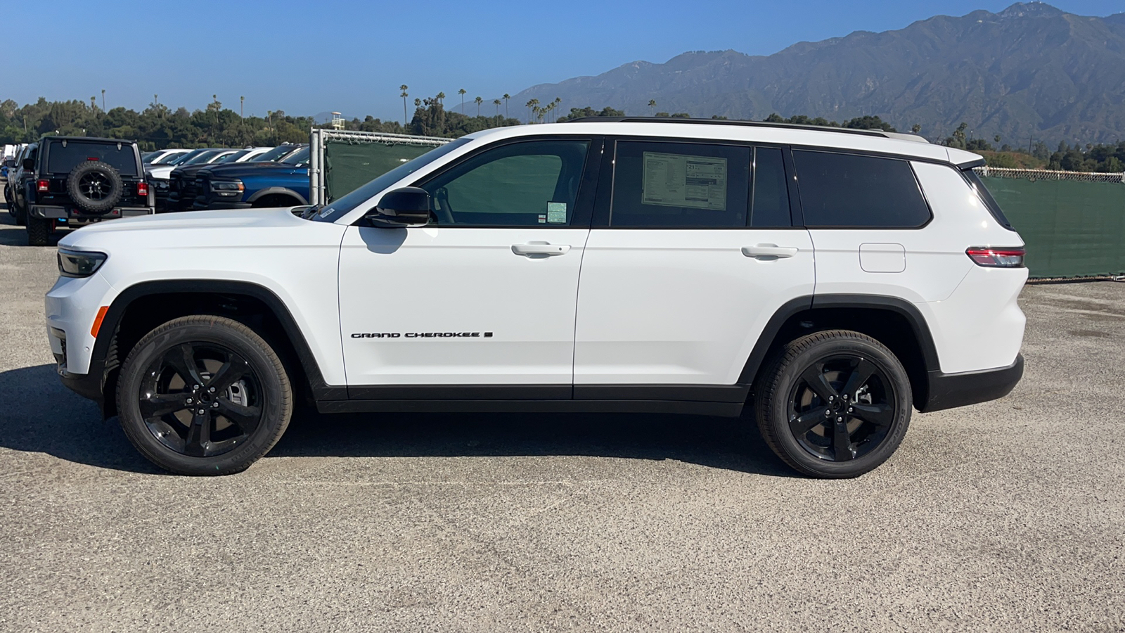 2024 Jeep Grand Cherokee L Limited 7