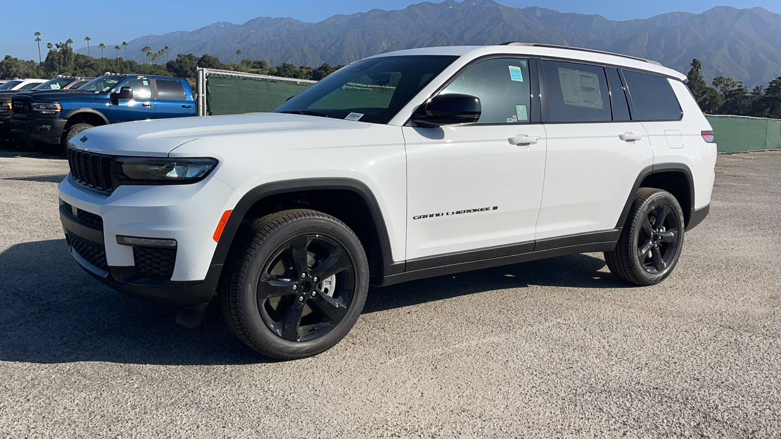 2024 Jeep Grand Cherokee L Limited 8