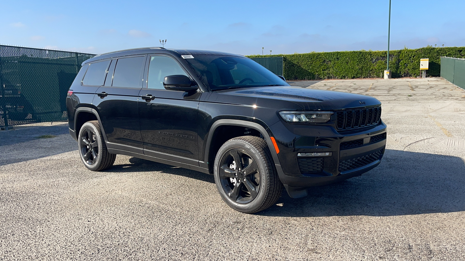 2024 Jeep Grand Cherokee L Limited 1