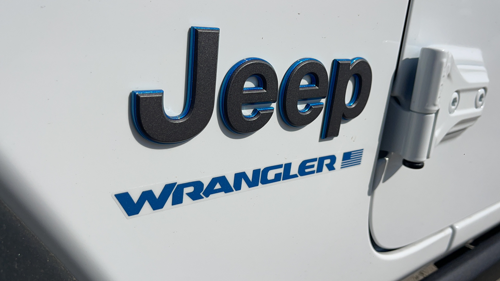 2024 Jeep Wrangler Willys 4xe 12