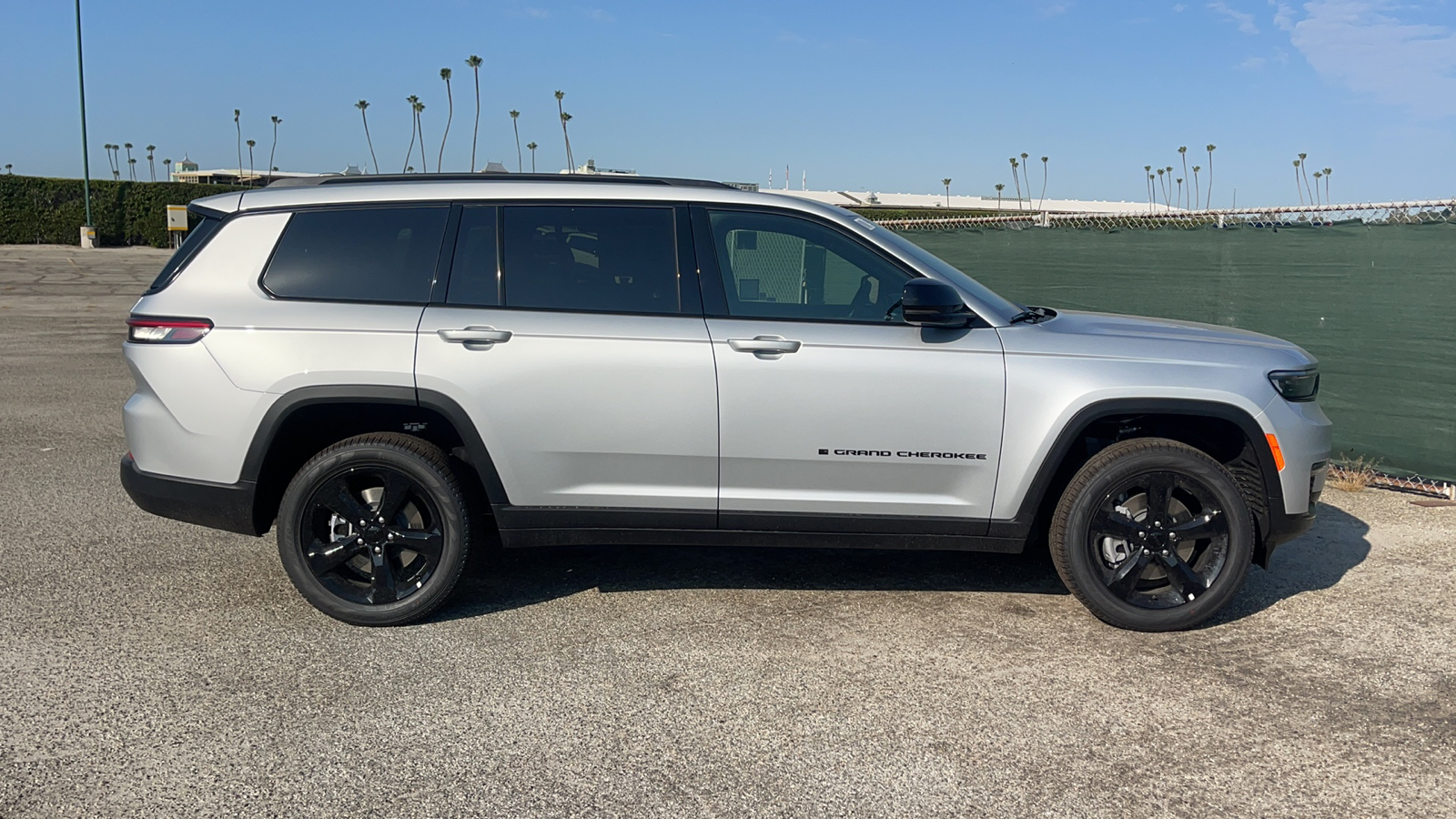 2024 Jeep Grand Cherokee L Limited 3