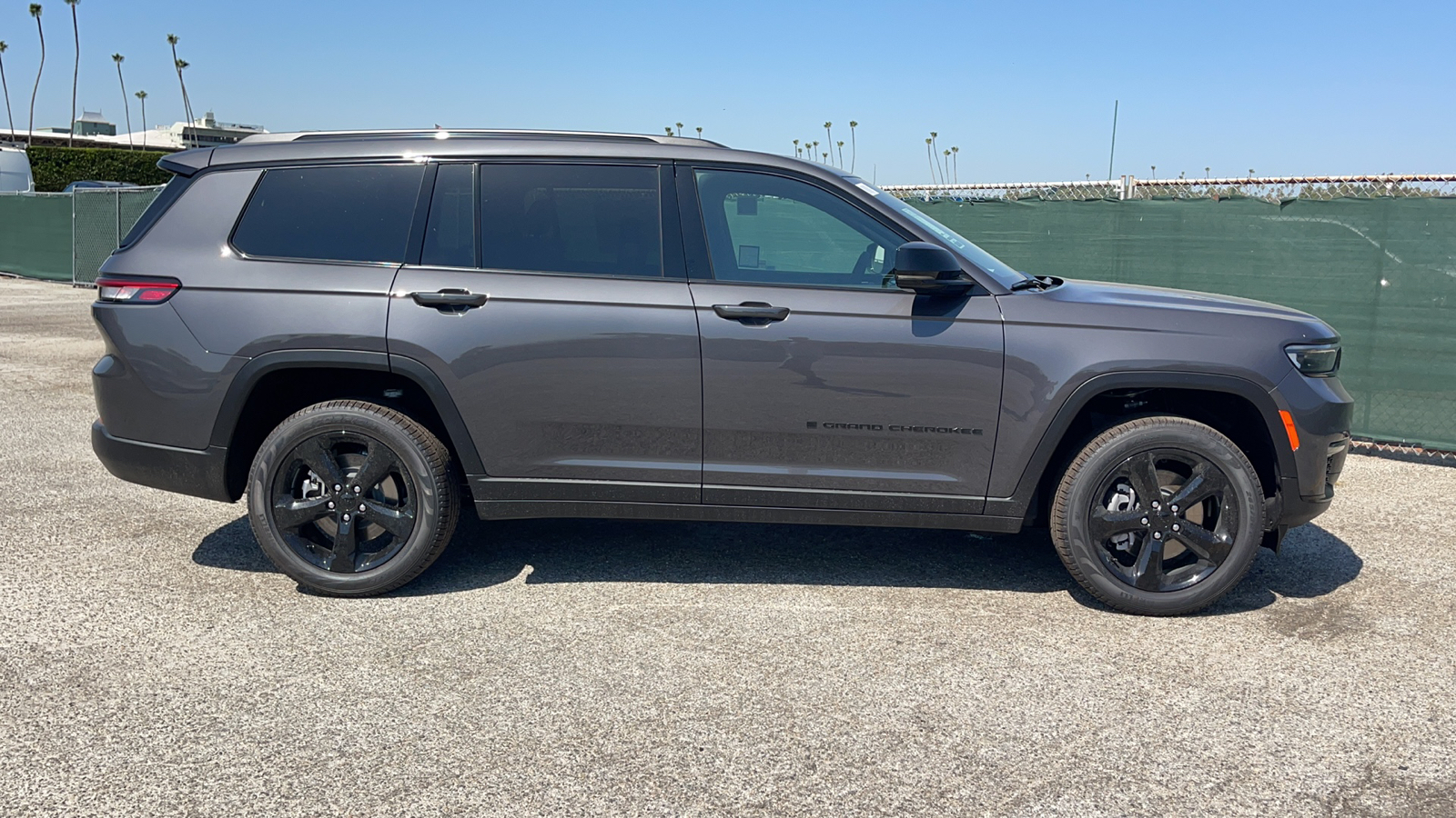 2024 Jeep Grand Cherokee L Limited 3