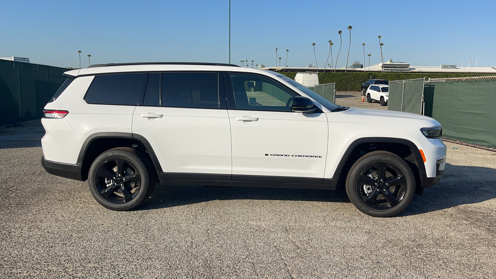 2024 Jeep Grand Cherokee L Limited 3