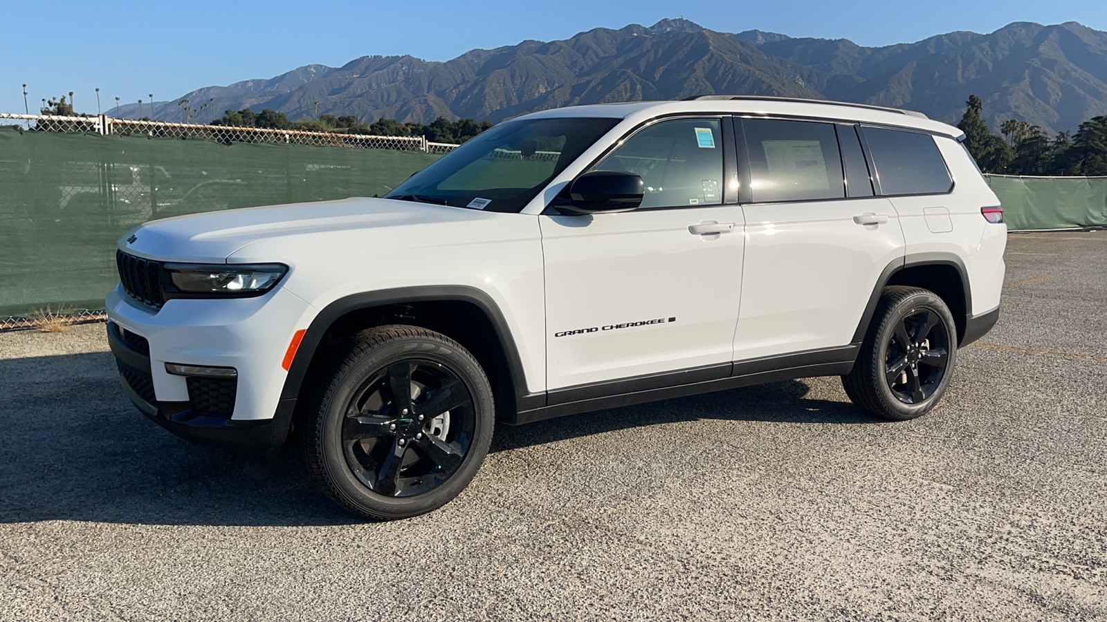 2024 Jeep Grand Cherokee L Limited 8