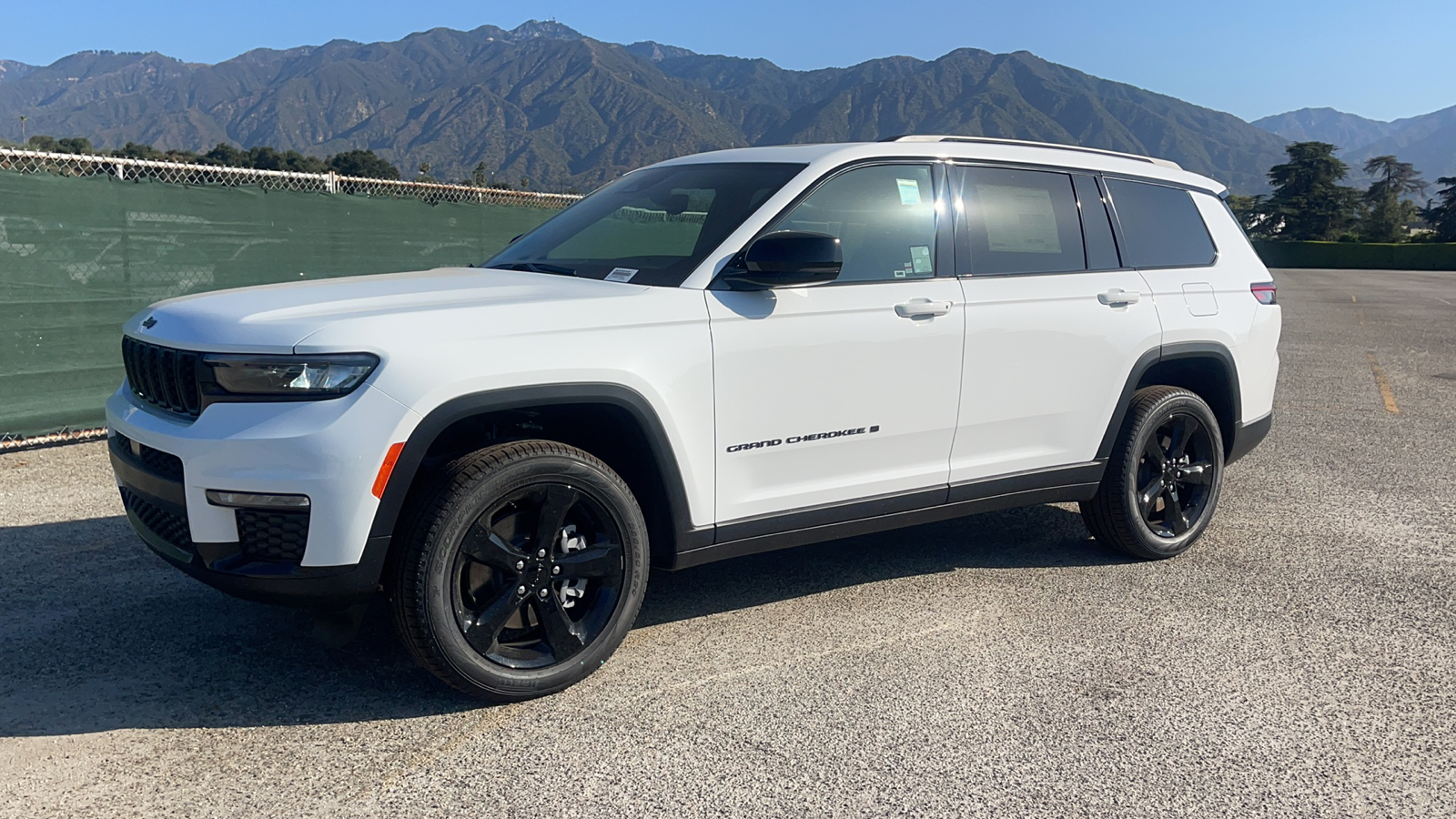 2024 Jeep Grand Cherokee L Limited 8