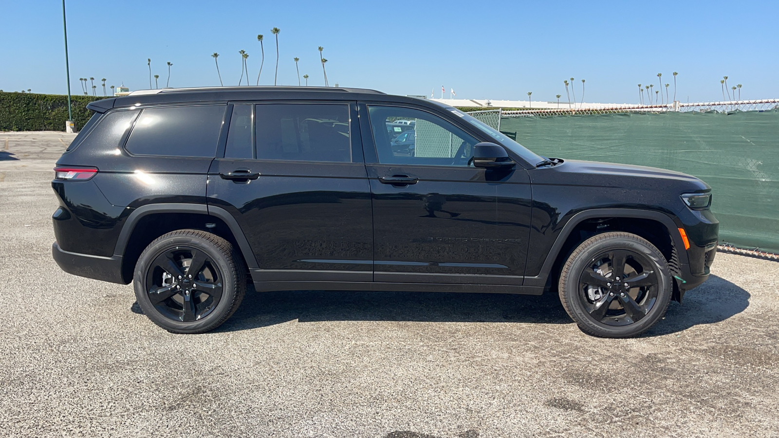 2024 Jeep Grand Cherokee L Limited 3