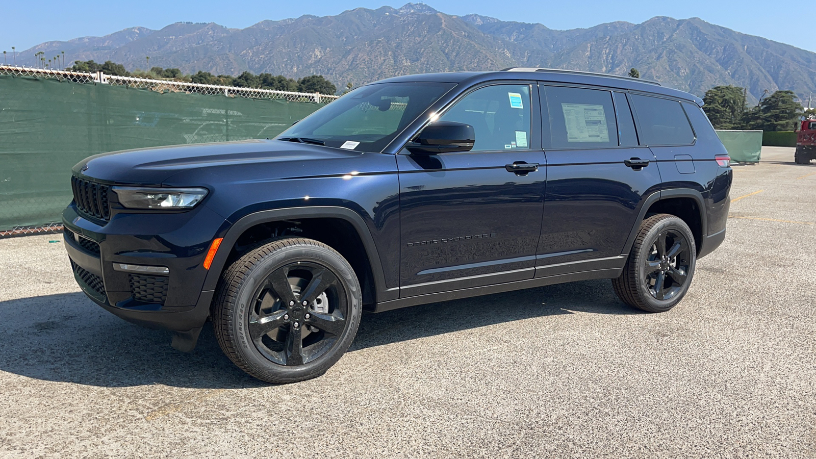 2024 Jeep Grand Cherokee L Limited 8