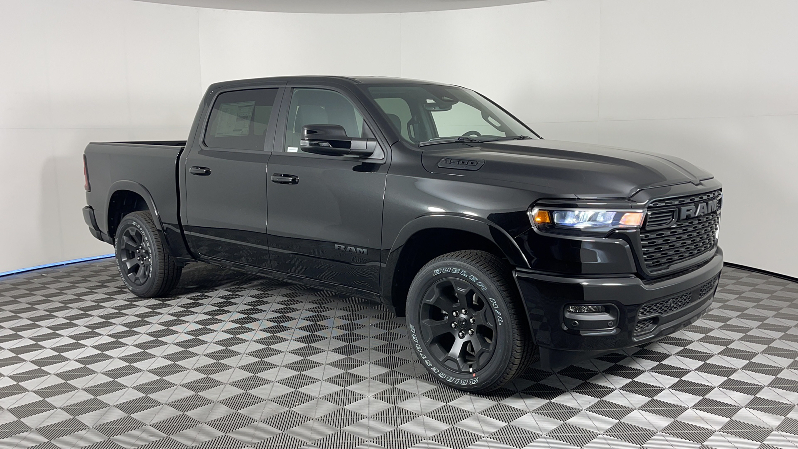 2025 Ram 1500 Big Horn 1