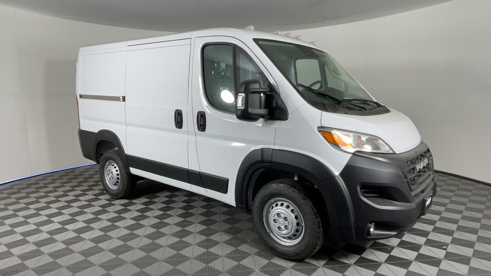 2025 Ram ProMaster Cargo Van 1500 3