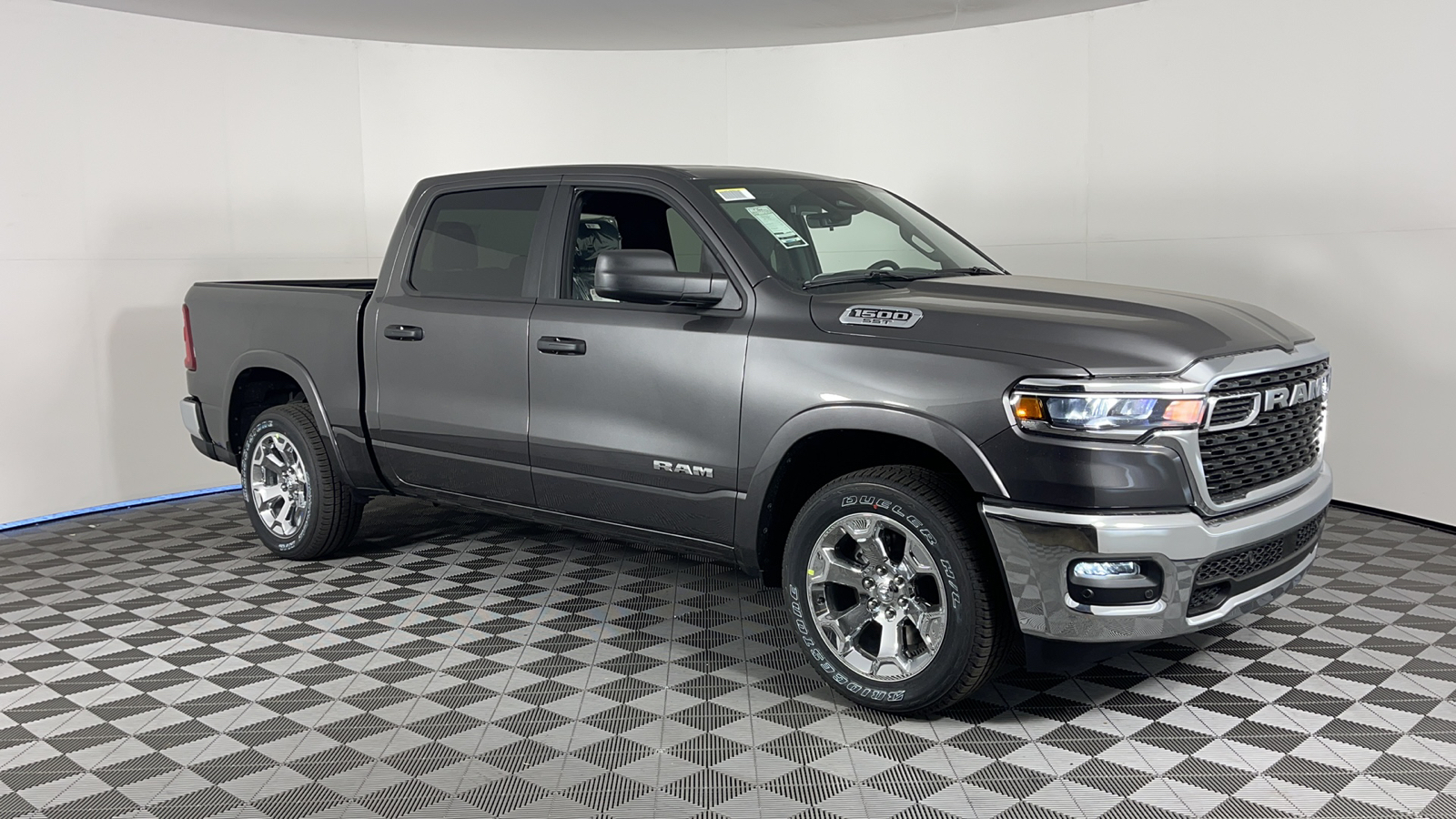 2025 Ram 1500 Big Horn 1