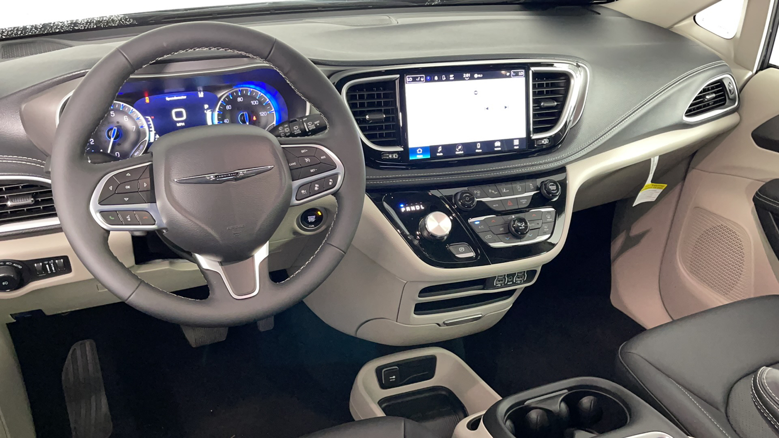 2024 Chrysler Pacifica Touring L 15