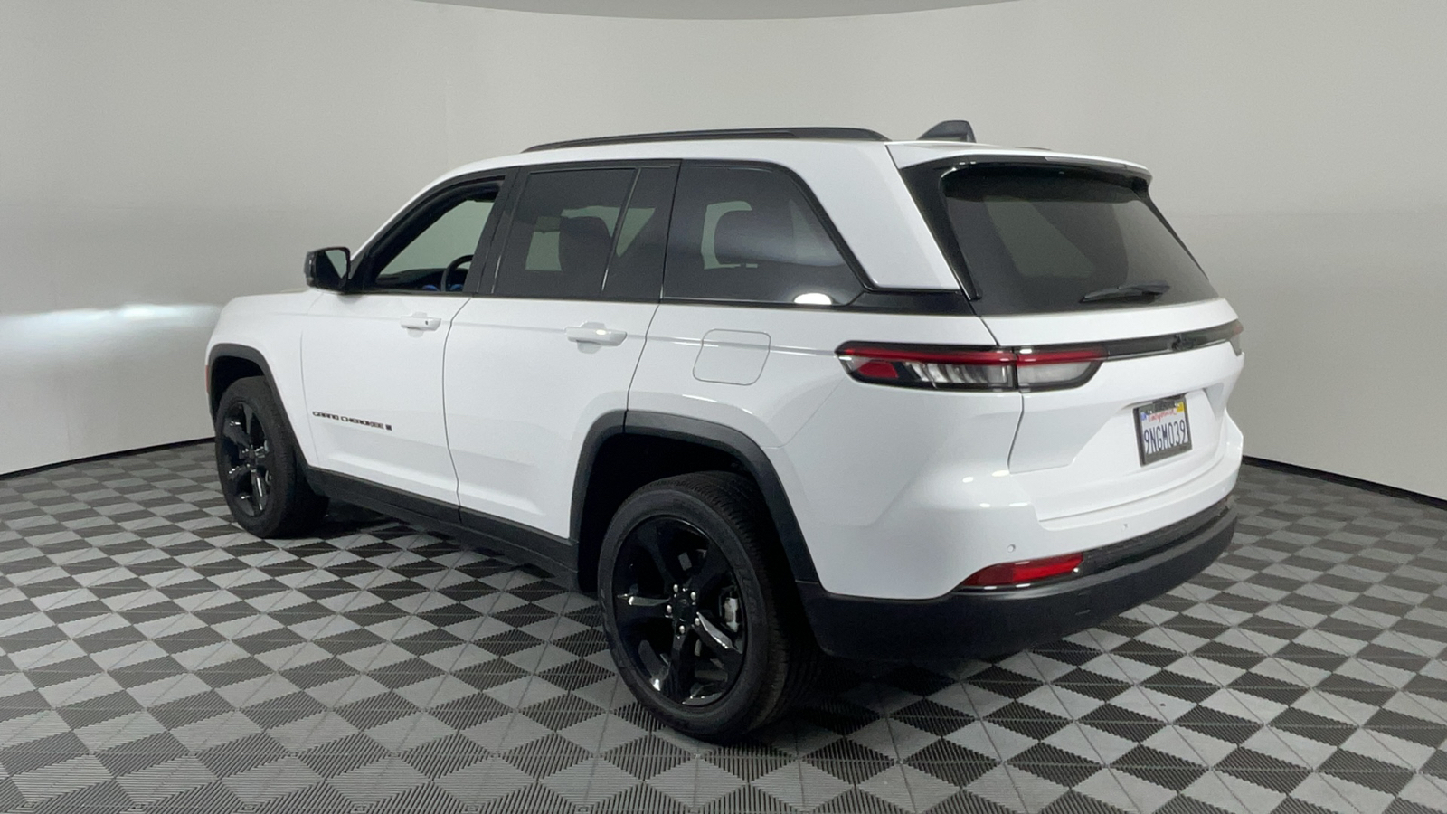 2024 Jeep Grand Cherokee Altitude X 6