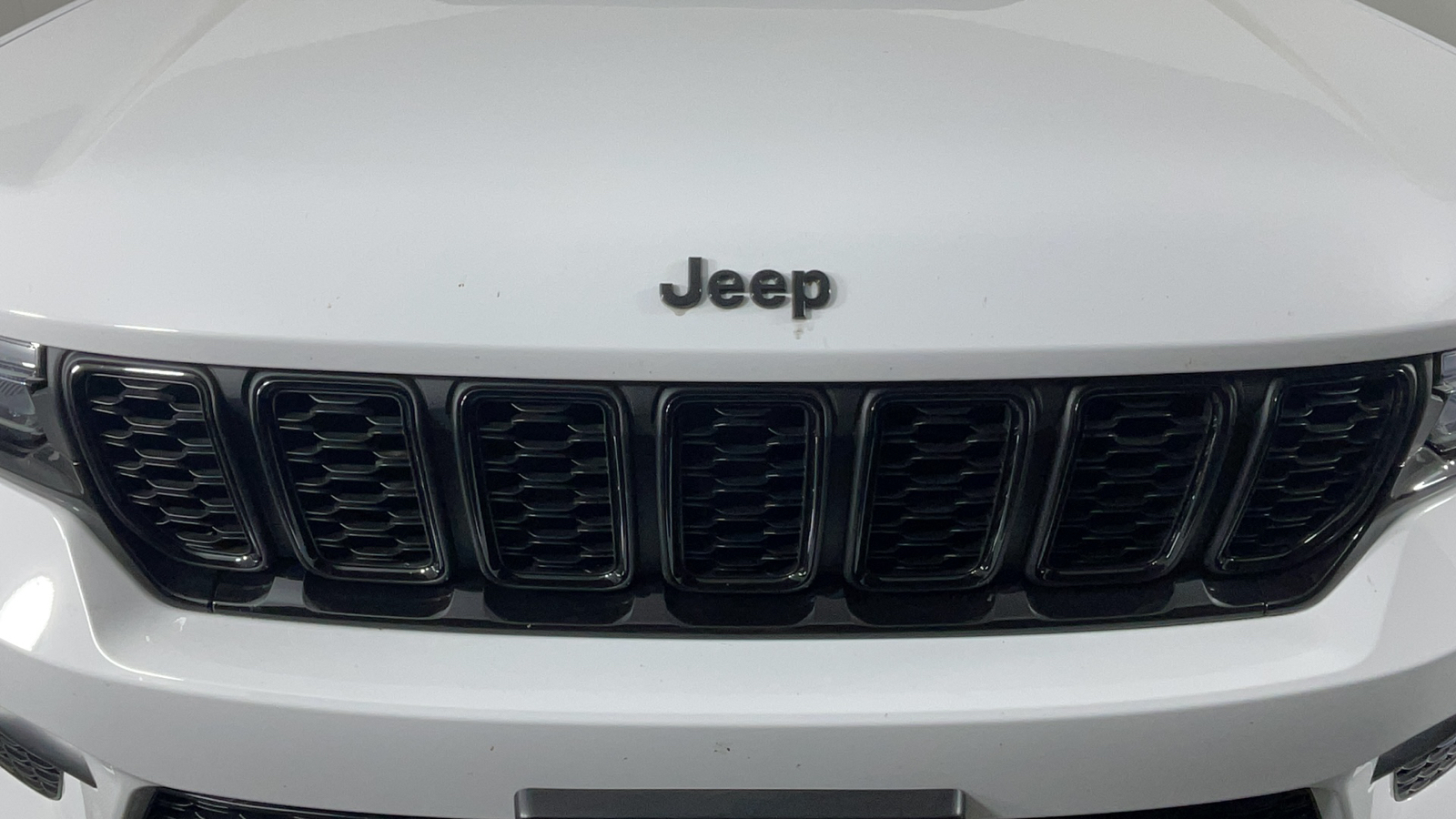 2024 Jeep Grand Cherokee Altitude X 10